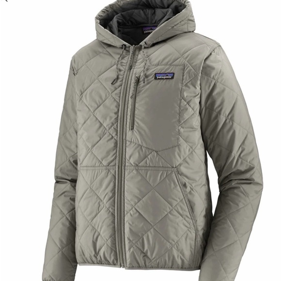 Patagonia Jackets & Blazers - Patagonia Diamond Quilted Bomber Hoody Jacket in light gray